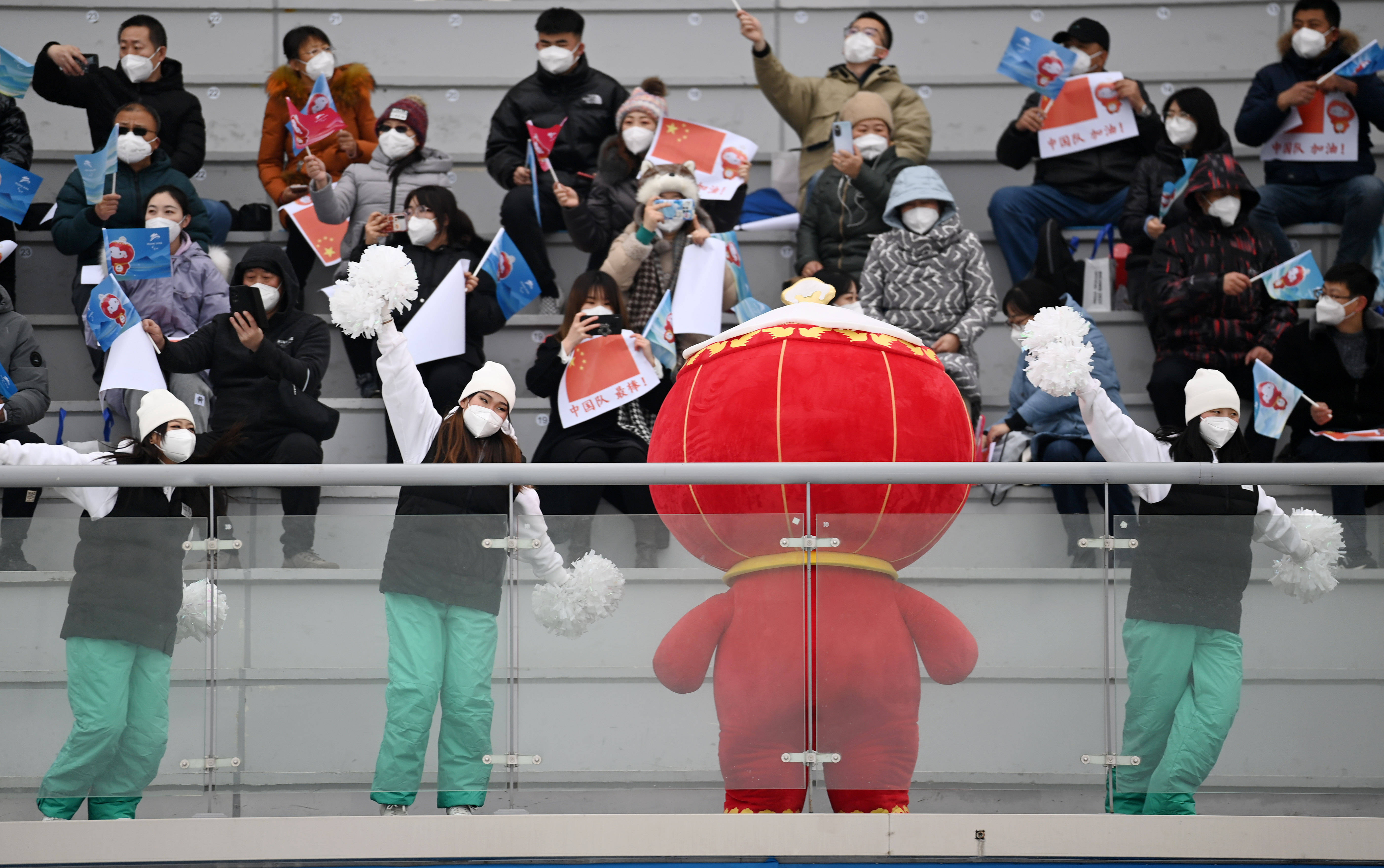 开云-篮网带队取胜！，TheShy重要时刻险胜赛场气氛高涨-开云